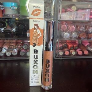 Buxom “Sarina” lip polish